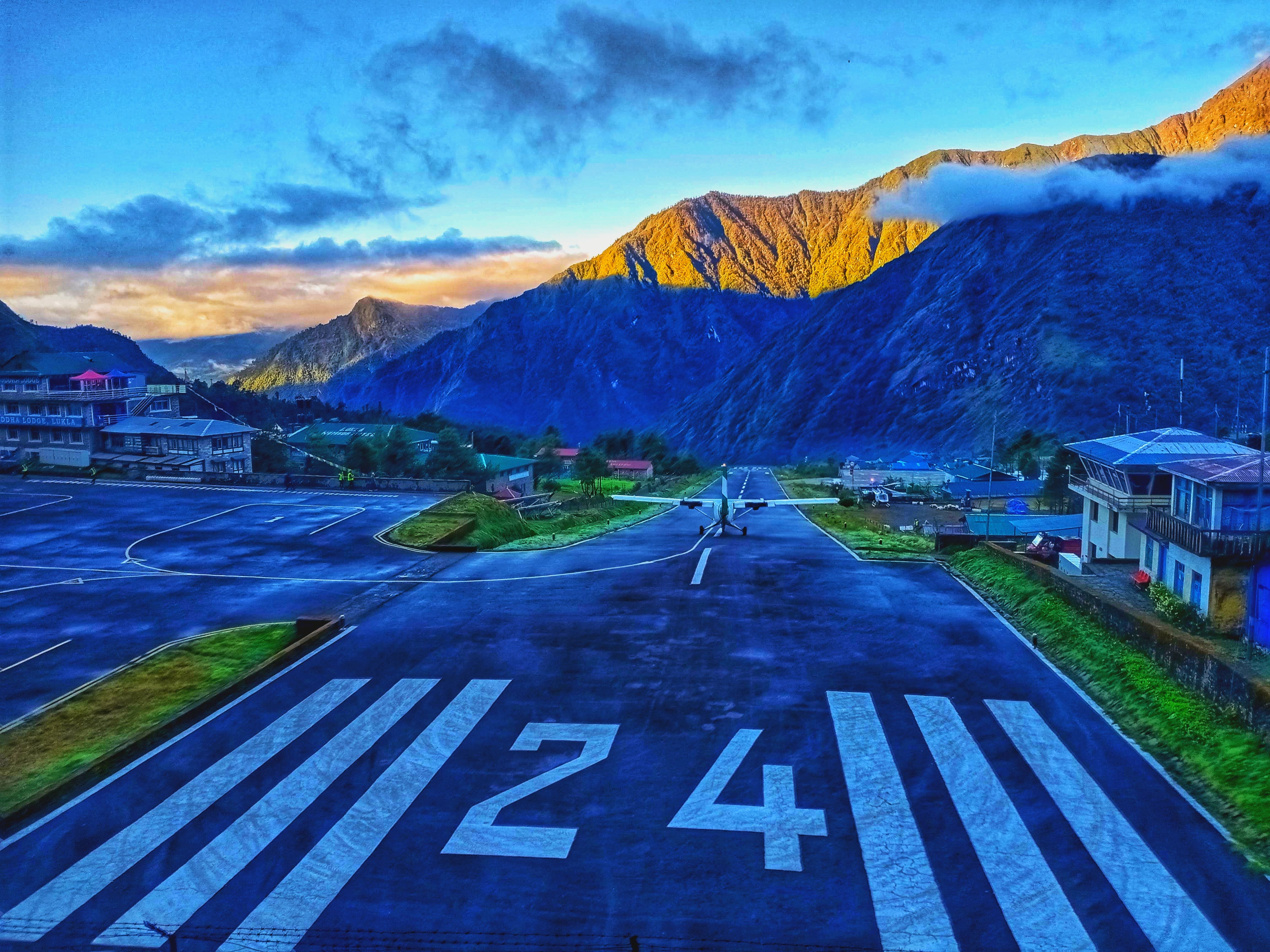 Kathmandu to Lukla  Flight and Return — Complete Guide for Trekkers